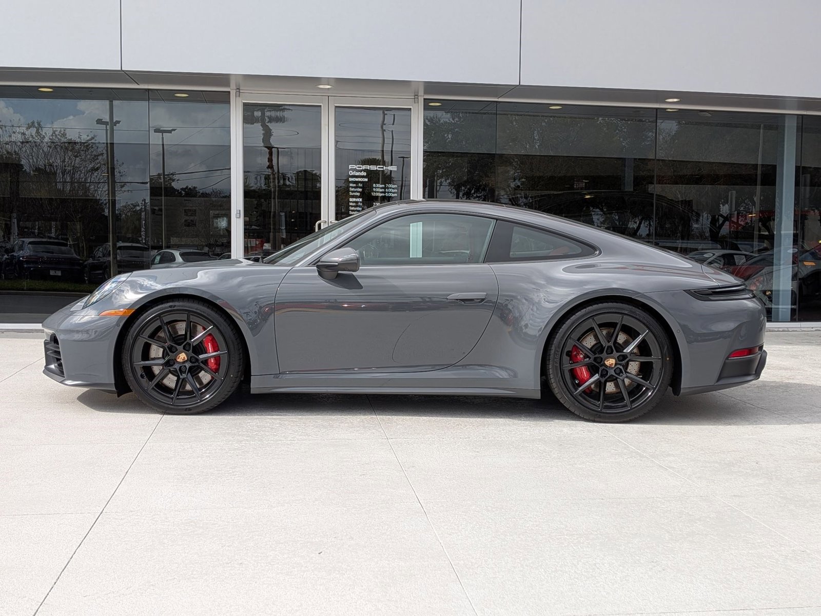 New 2026 Porsche 911 Carrera 4S image 2