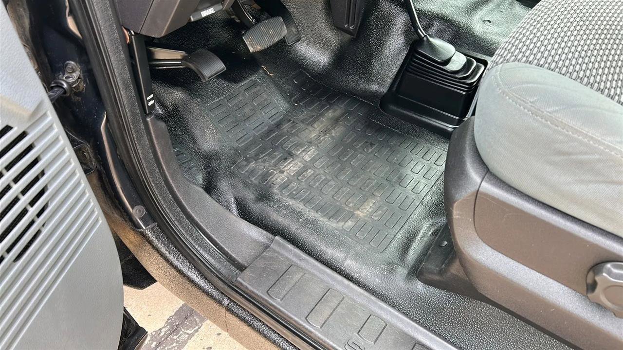 Used 2015 Ford F350 XL w/ Snow Plow Prep Package image 65