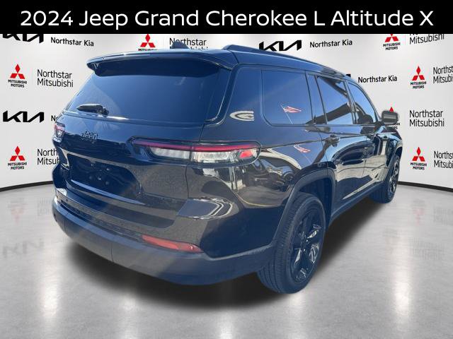 Used 2024 Jeep Grand Cherokee L Altitude AWD/4WD image 7