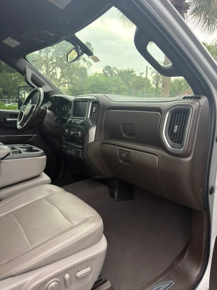 Used 2020 Chevrolet Silverado 3500 LTZ w/ Gooseneck/5TH Wheel Package AWD/4WD image 9