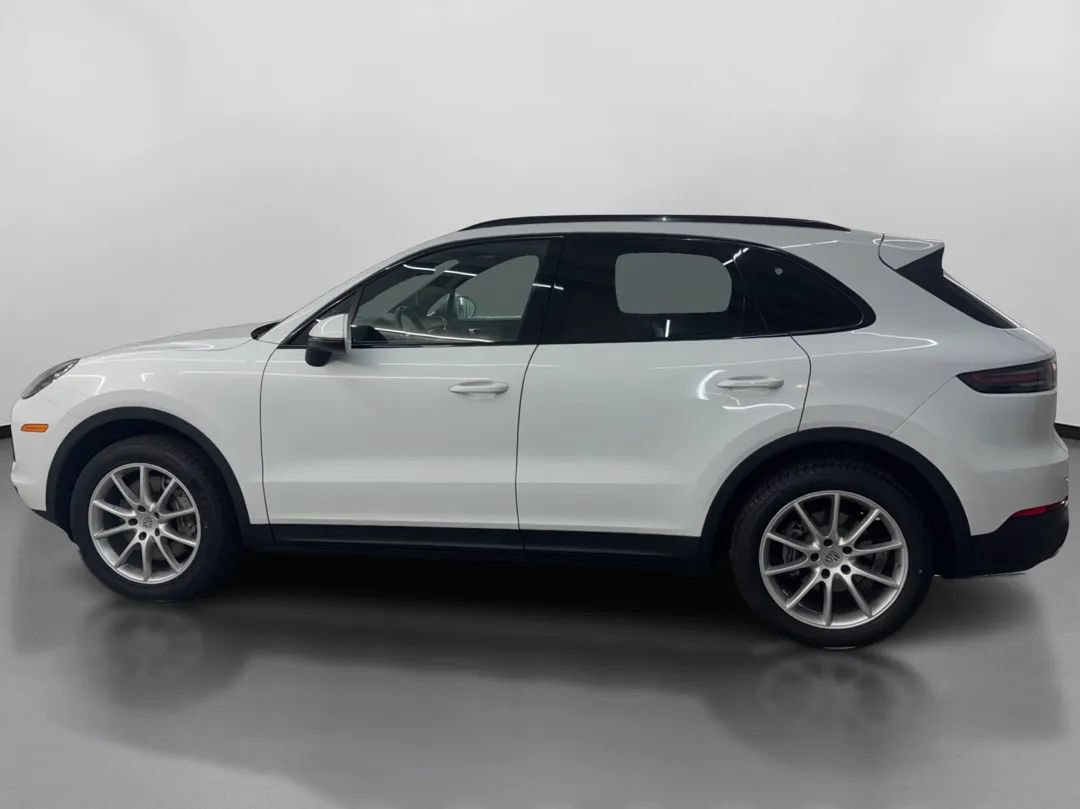 Used 2021 Porsche Cayenne AWD/4WD image 5