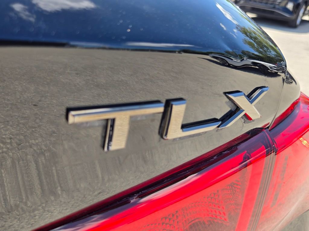 Used 2018 Acura TLX V6 SH-AWD image 14