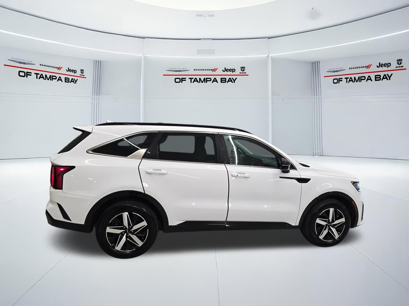 Used 2022 Kia Sorento S w/ Panoramic Sunroof Package FWD image 7