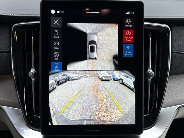 New 2026 Volvo XC90 B6 Ultra w/ Protection Package image 16