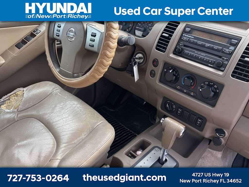 Used 2005 Nissan Frontier LE w/ (X01) Leather Pkg image 8