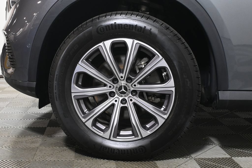 Used 2023 Mercedes-Benz GLC 300 4MATIC image 12