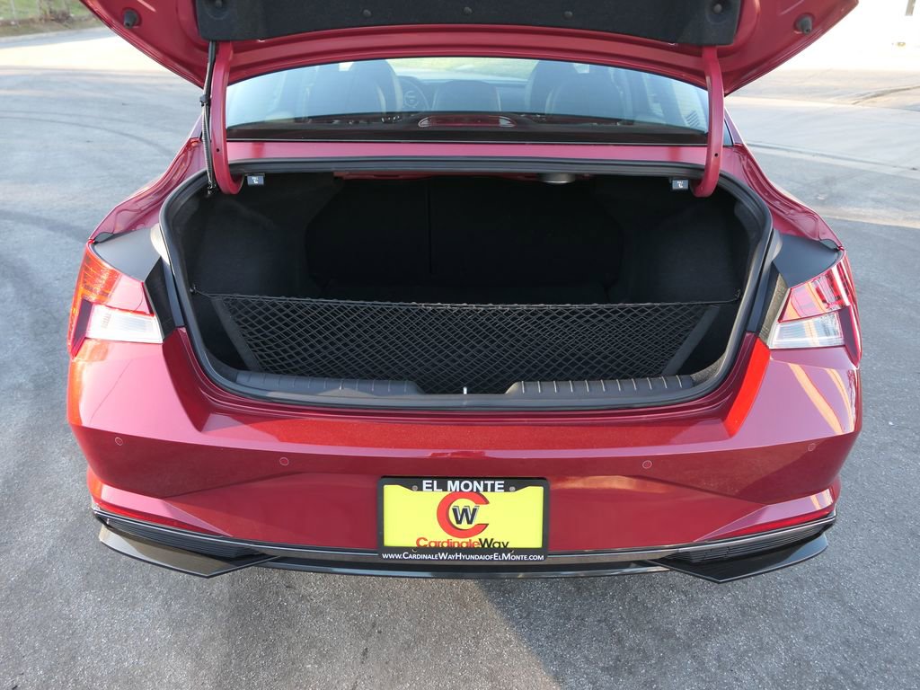 Certified 2023 Hyundai Elantra Limited image 21