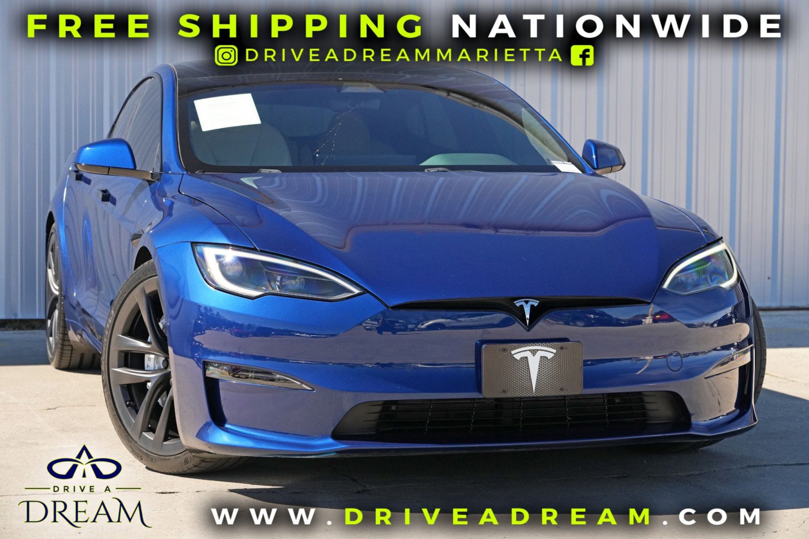 Used 2022 Tesla Model S Plaid image 2