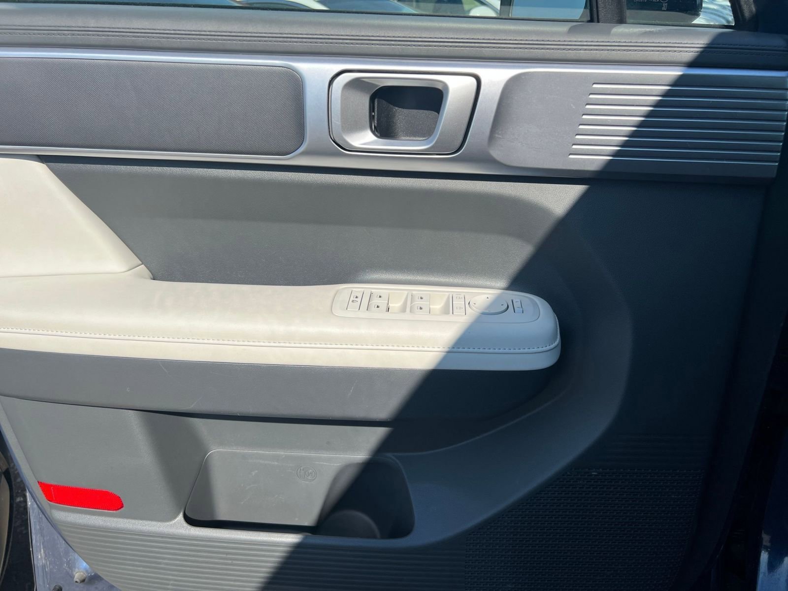 Used 2025 Hyundai Santa Fe SEL image 18