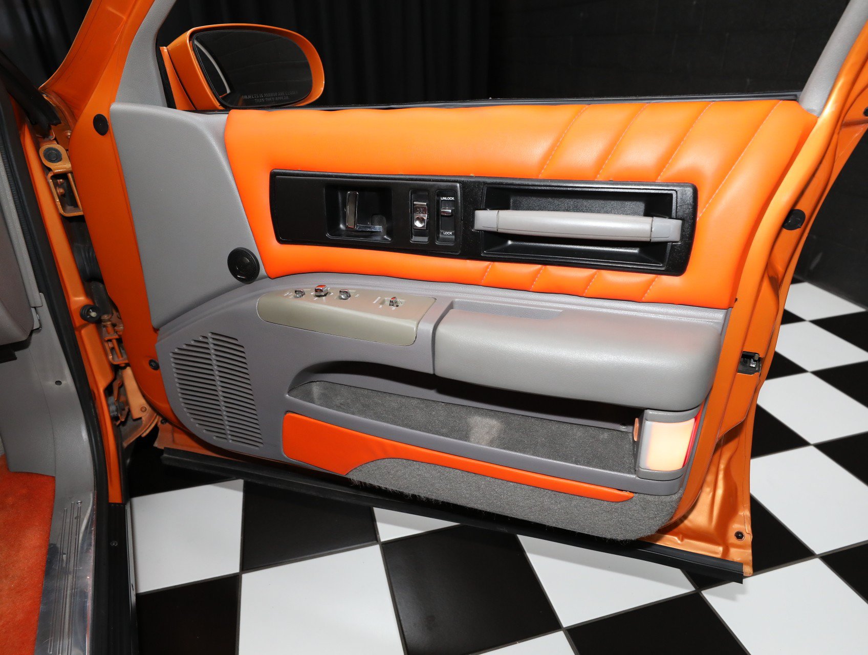 Used 1995 Chevrolet Impala SS RWD image 35
