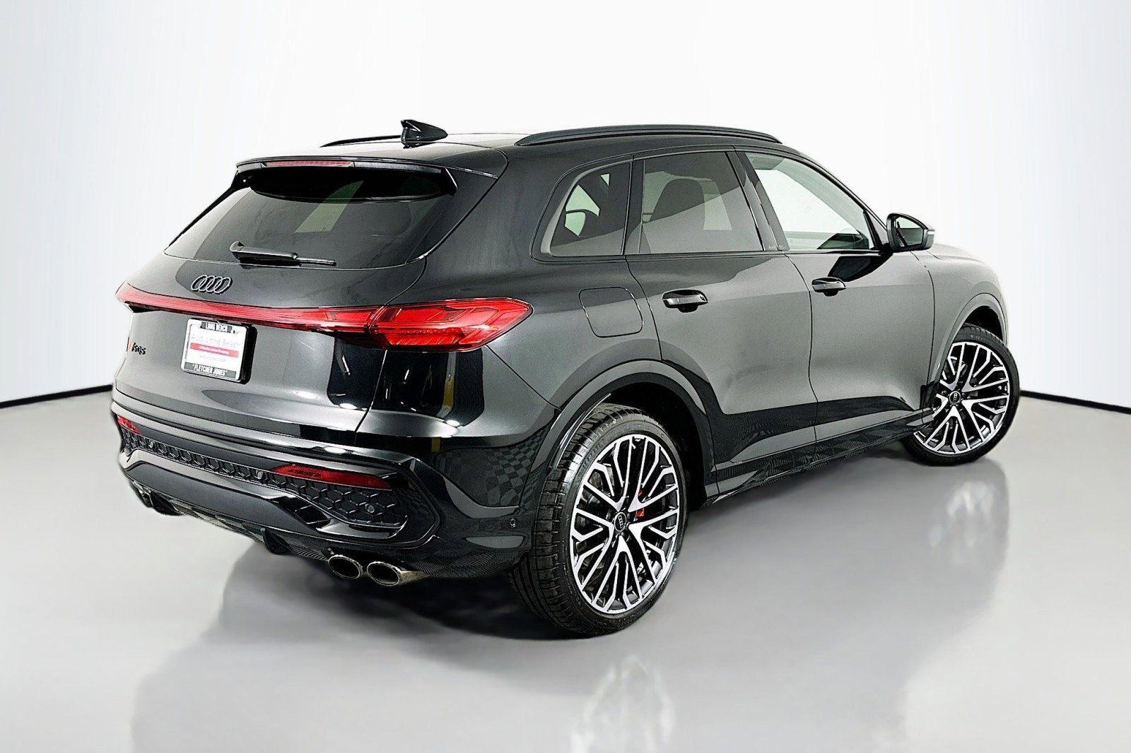 Used 2025 Audi SQ5 Prestige w/ Prestige Package AWD/4WD image 14