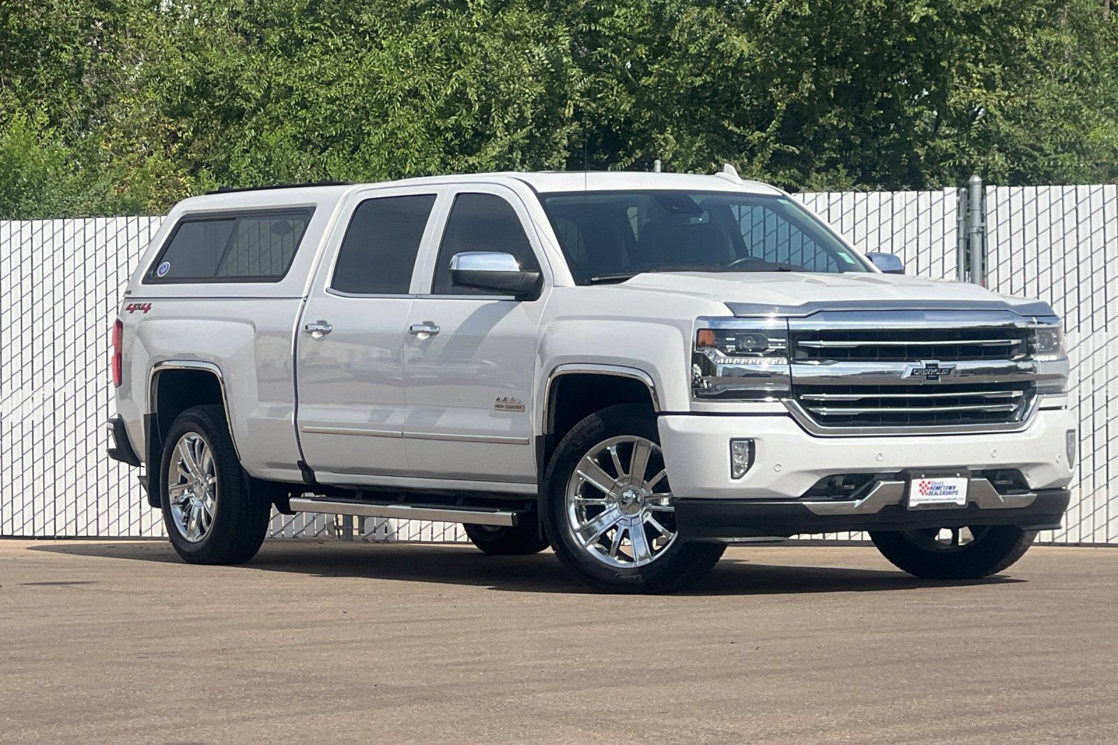 Used 2018 Chevrolet Silverado 1500 High Country AWD/4WD image 2