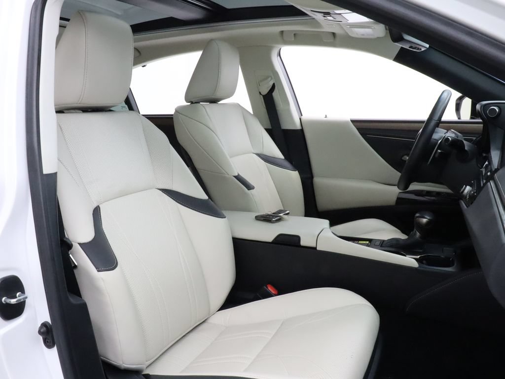Used 2023 Lexus ES 350 Ultra Luxury w/ Accessory Package (Z2) FWD image 25