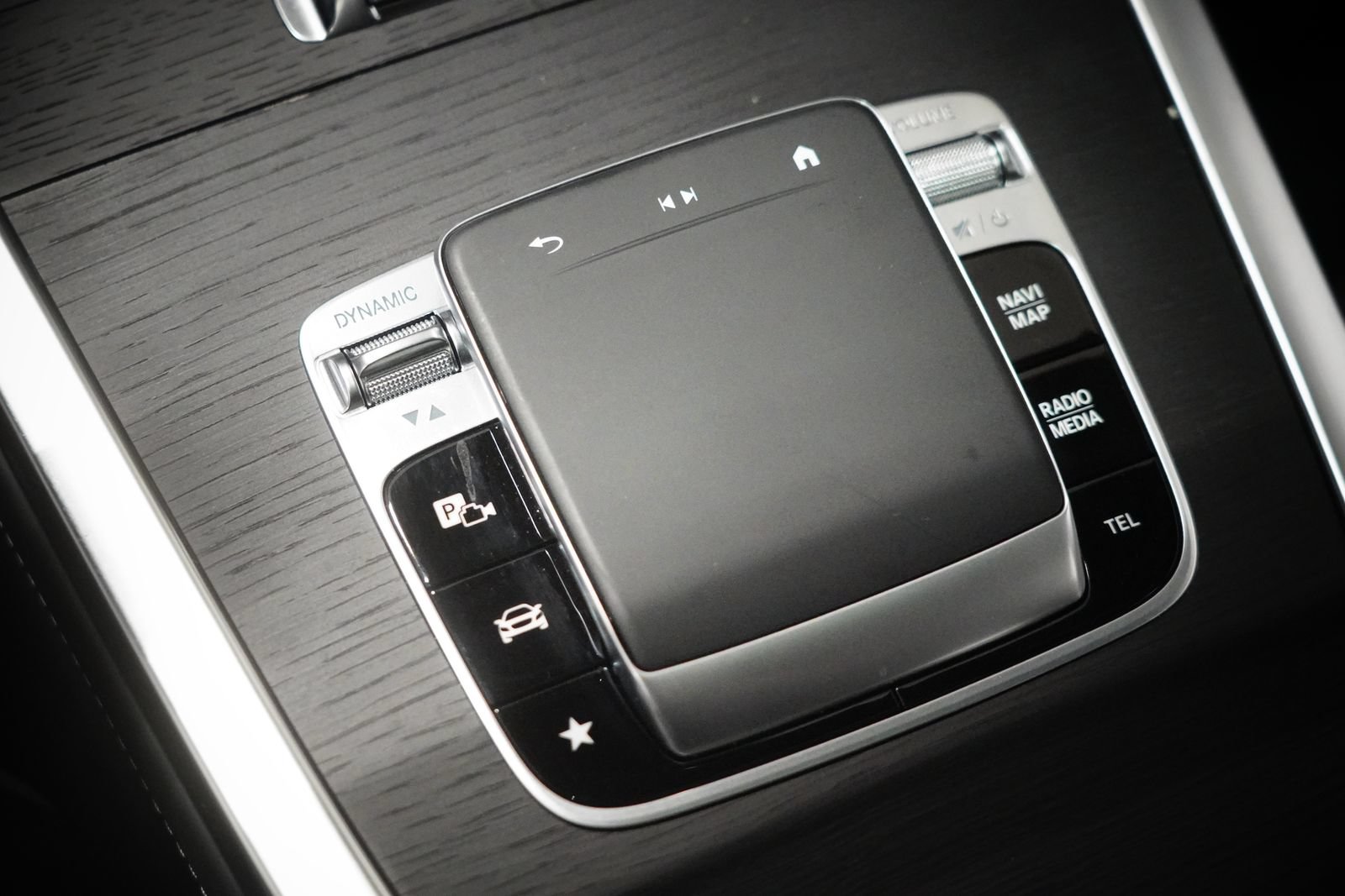 Certified 2025 Mercedes-Benz G 550 image 27