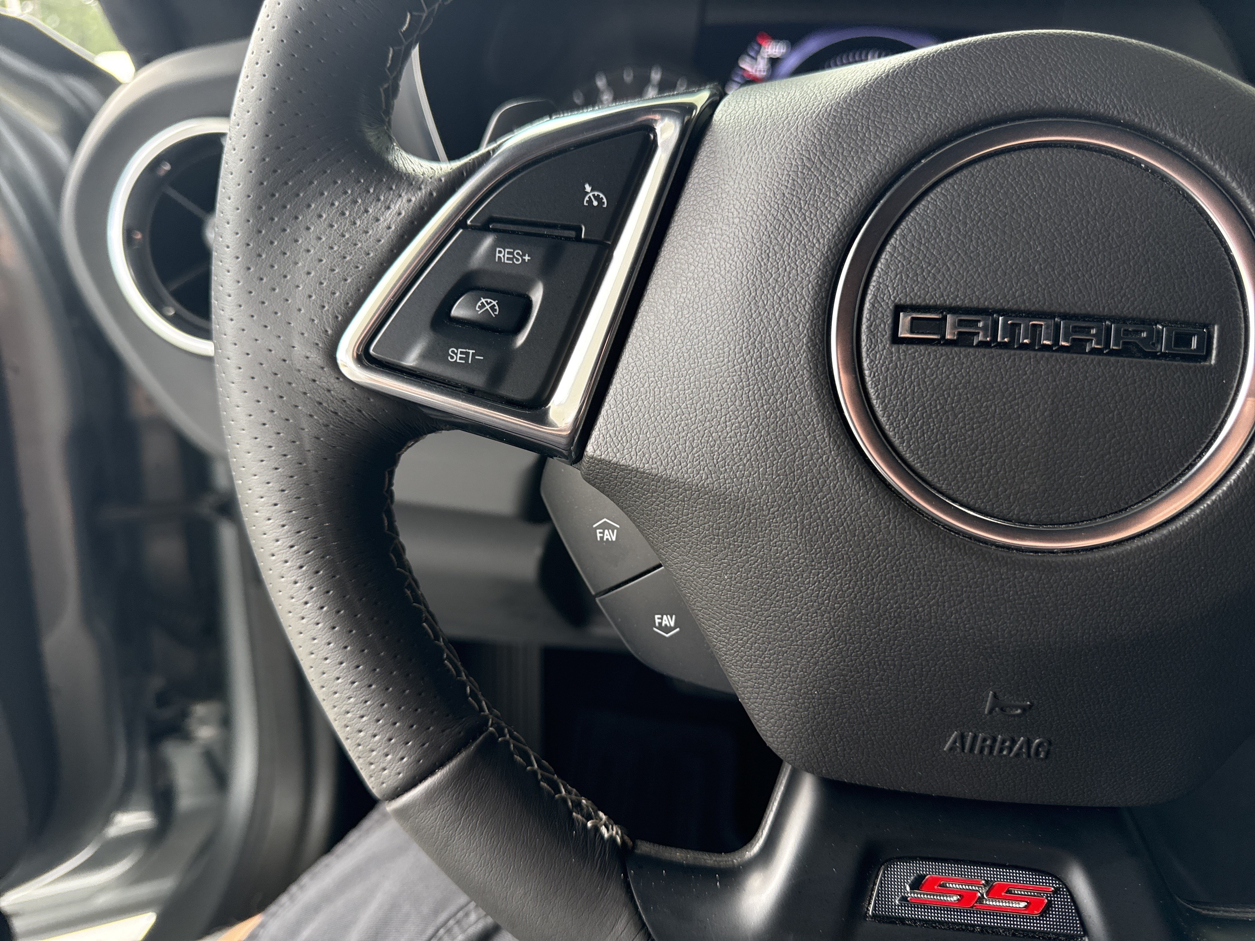Used 2023 Chevrolet Camaro SS RWD image 18