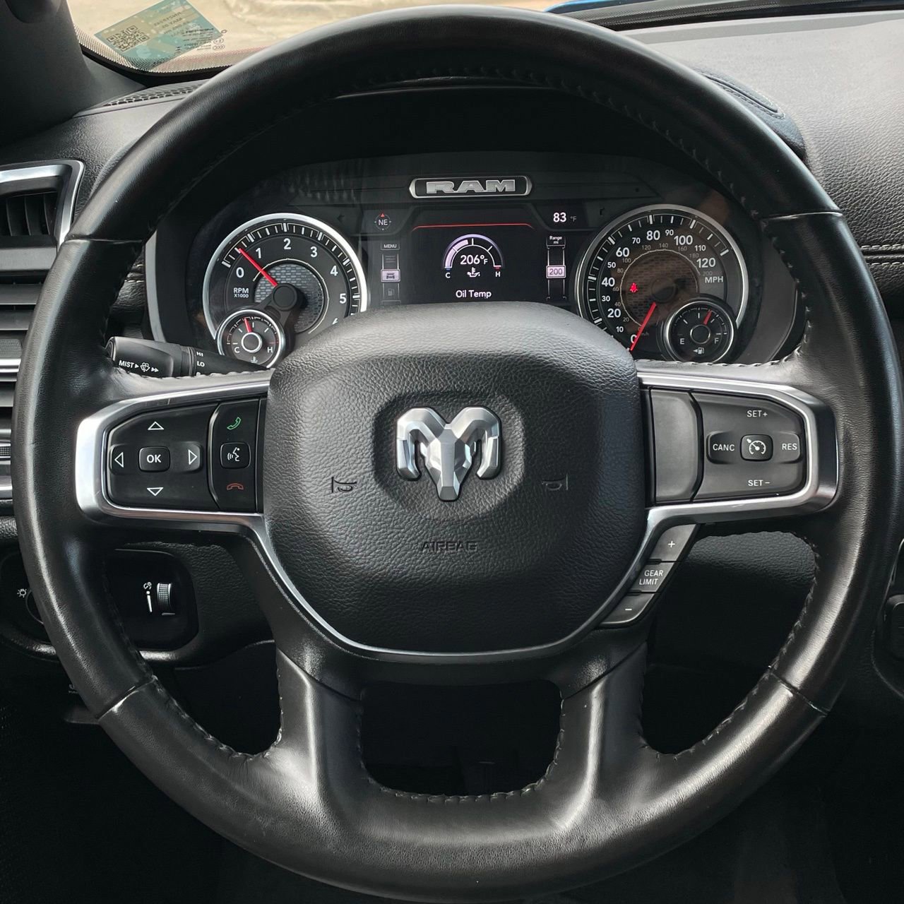 Used 2024 RAM 1500 Laramie RWD image 12