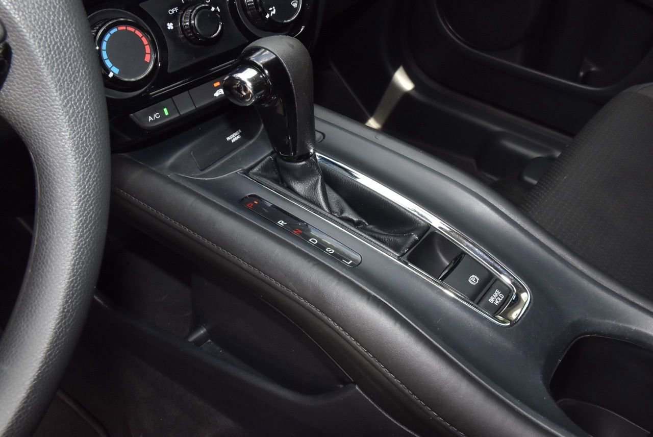 Used 2022 Honda HR-V LX image 28