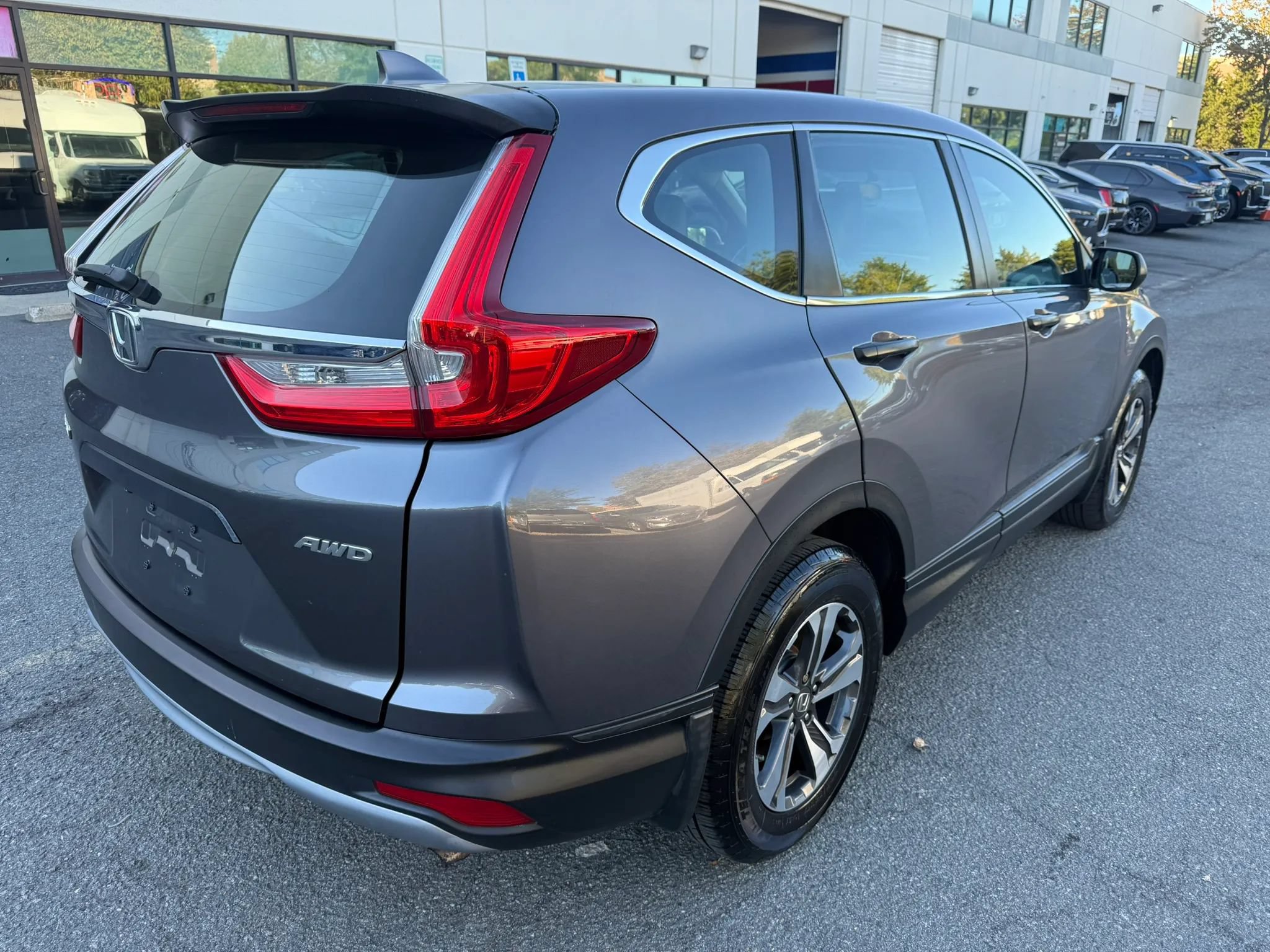 Used 2018 Honda CR-V LX image 4