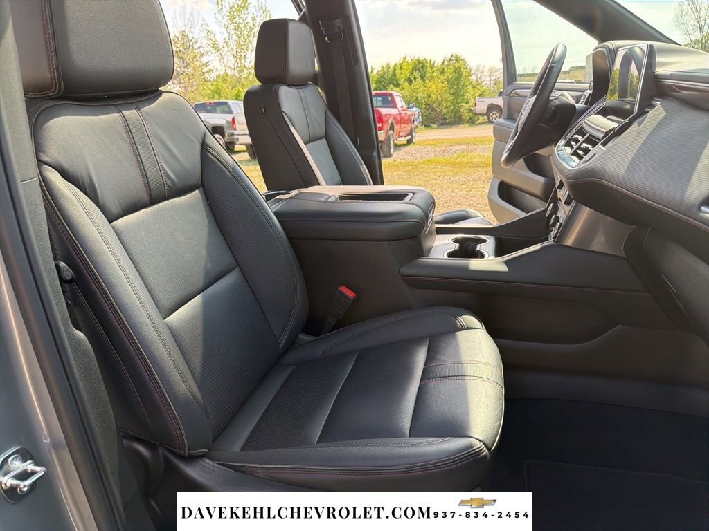 Used 2024 Chevrolet Tahoe RST w/ Luxury Package AWD/4WD image 24