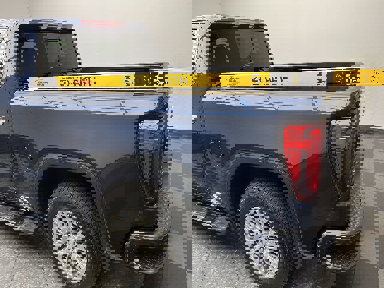 Certified 2021 GMC Sierra 1500 Denali w/ Driver Alert Package II AWD/4WD image 33