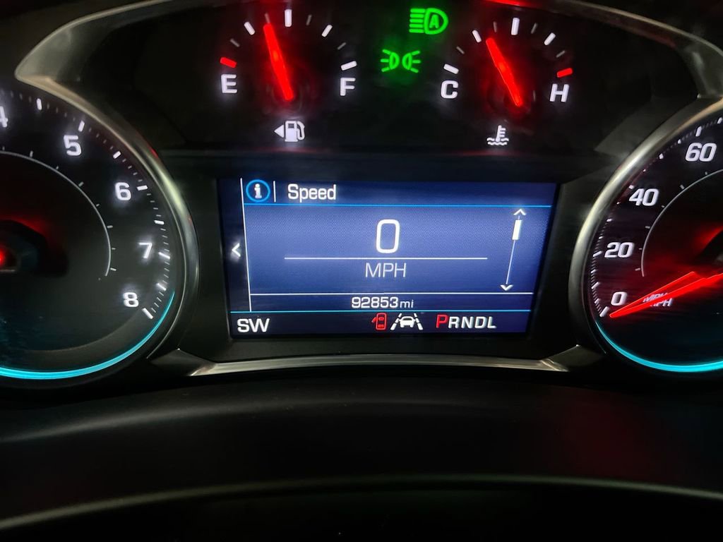 Used 2020 Chevrolet Equinox LT w/ Driver Convenience Package image 13