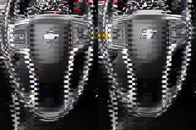 Used 2022 Chevrolet Silverado 1500 LT w/ Z71 Off-Road Package image 11