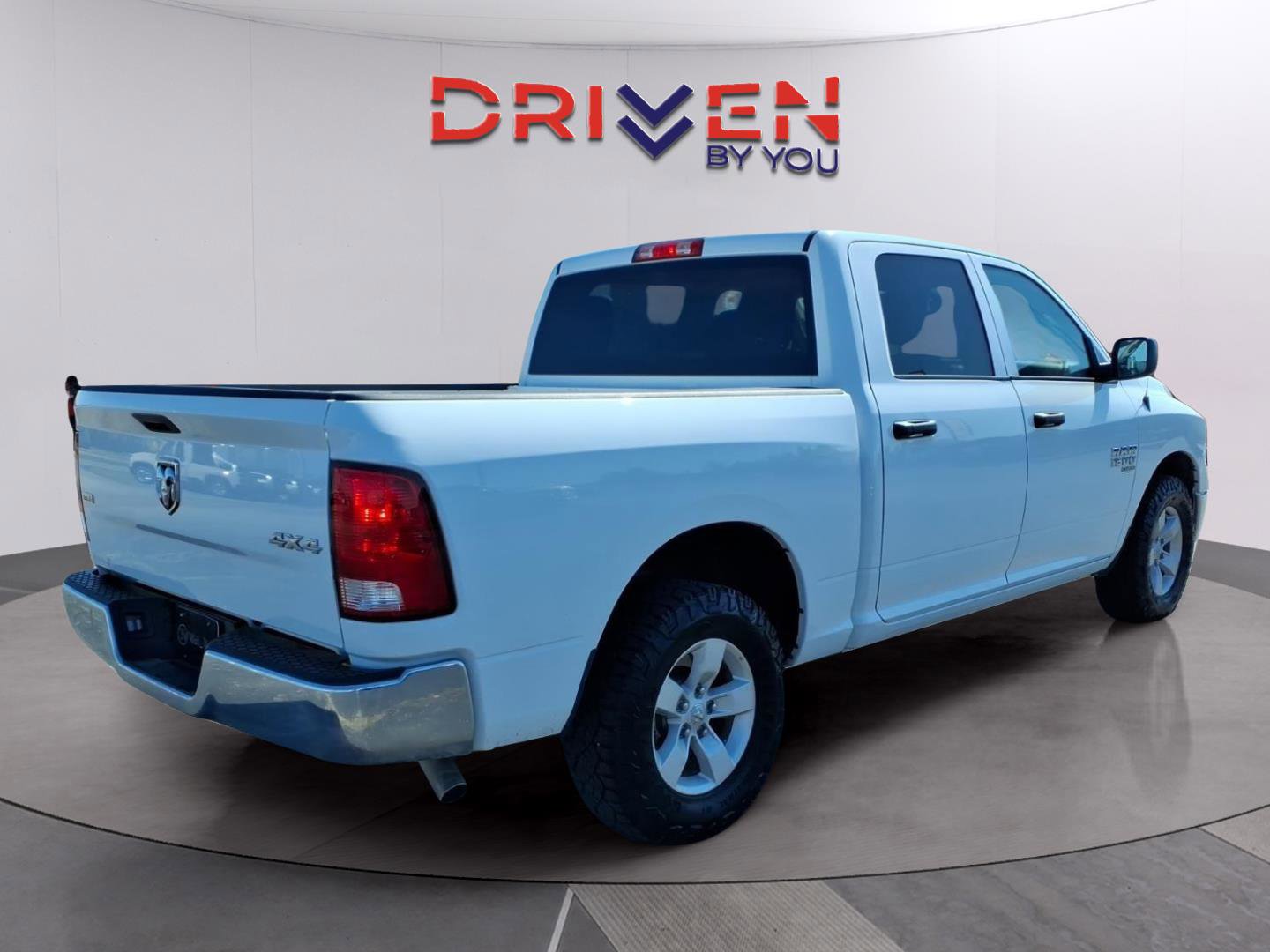 Used 2023 RAM 1500 Classic SLT w/ Electronics Group image 5
