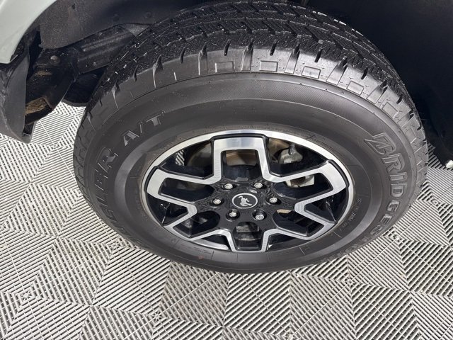 Used 2023 Ford Bronco Outer Banks image 10