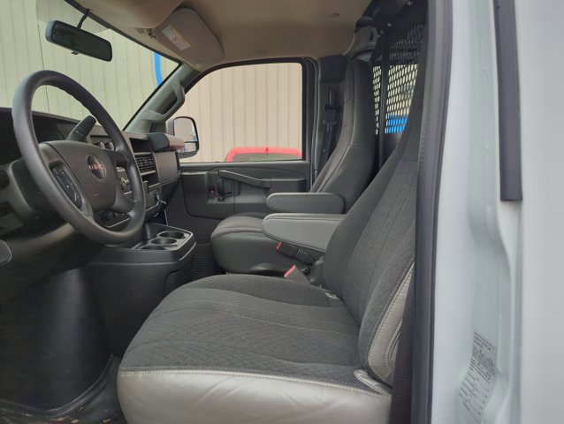 Used 2024 GMC Savana 2500 w/ Driver Convenience Package image 10