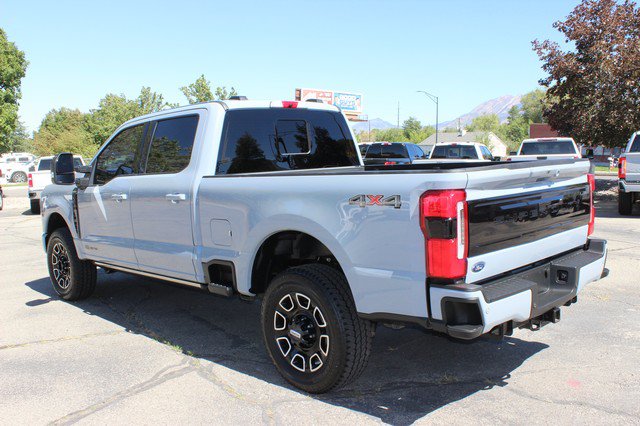Used 2025 Ford F350 Platinum AWD/4WD image 6