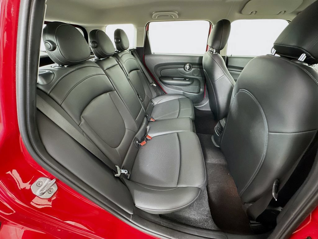 Used 2019 MINI Cooper Clubman FWD image 25