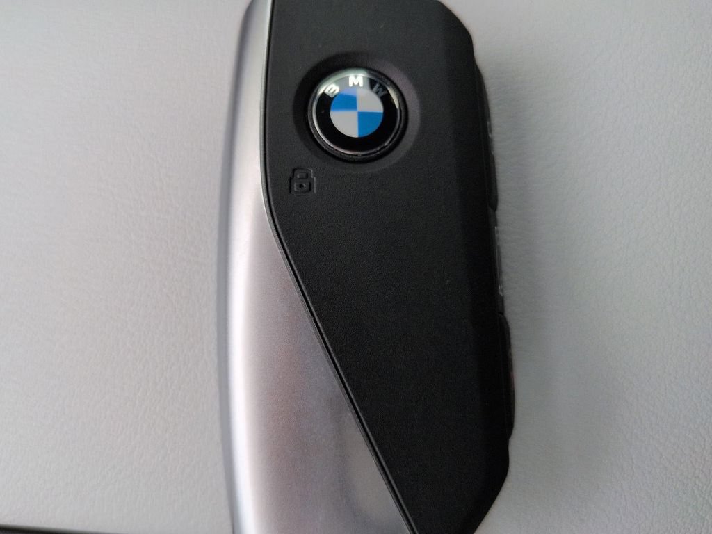 New 2026 BMW X5 xDrive50e w/ M Sport Package AWD/4WD image 30