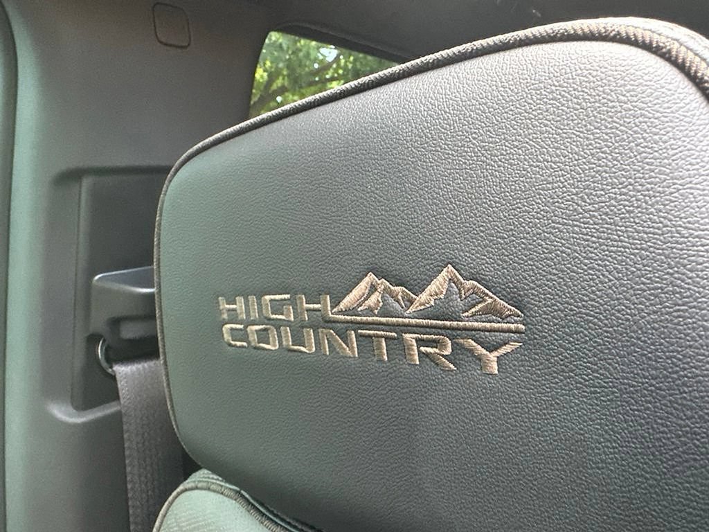 Used 2023 Chevrolet Tahoe High Country AWD/4WD image 27