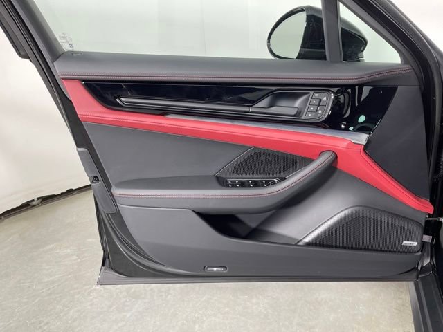 New 2026 Porsche Panamera image 25