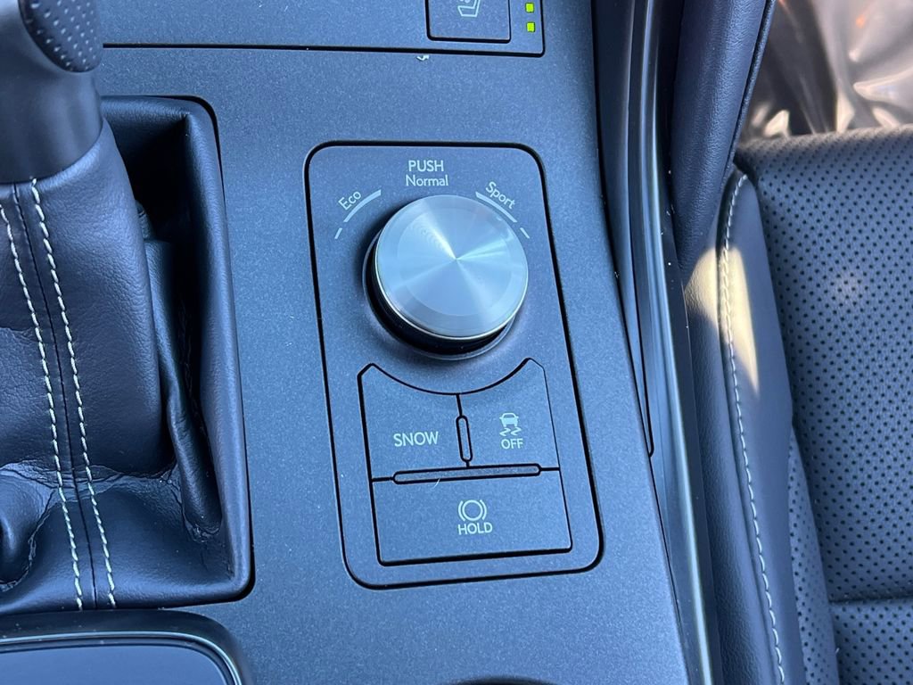 Certified 2024 Lexus IS 350 F Sport image 28