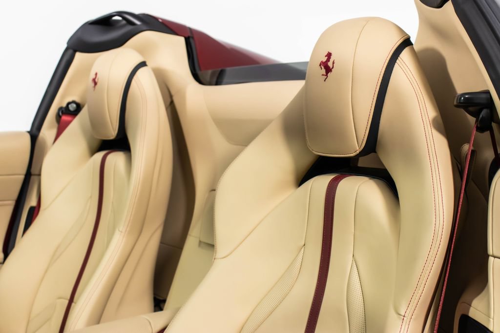 Certified 2022 Ferrari 812 GTS RWD image 45