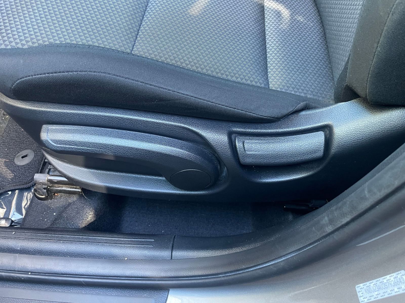 Used 2025 Kia Soul LX w/ LX Technology Package image 23