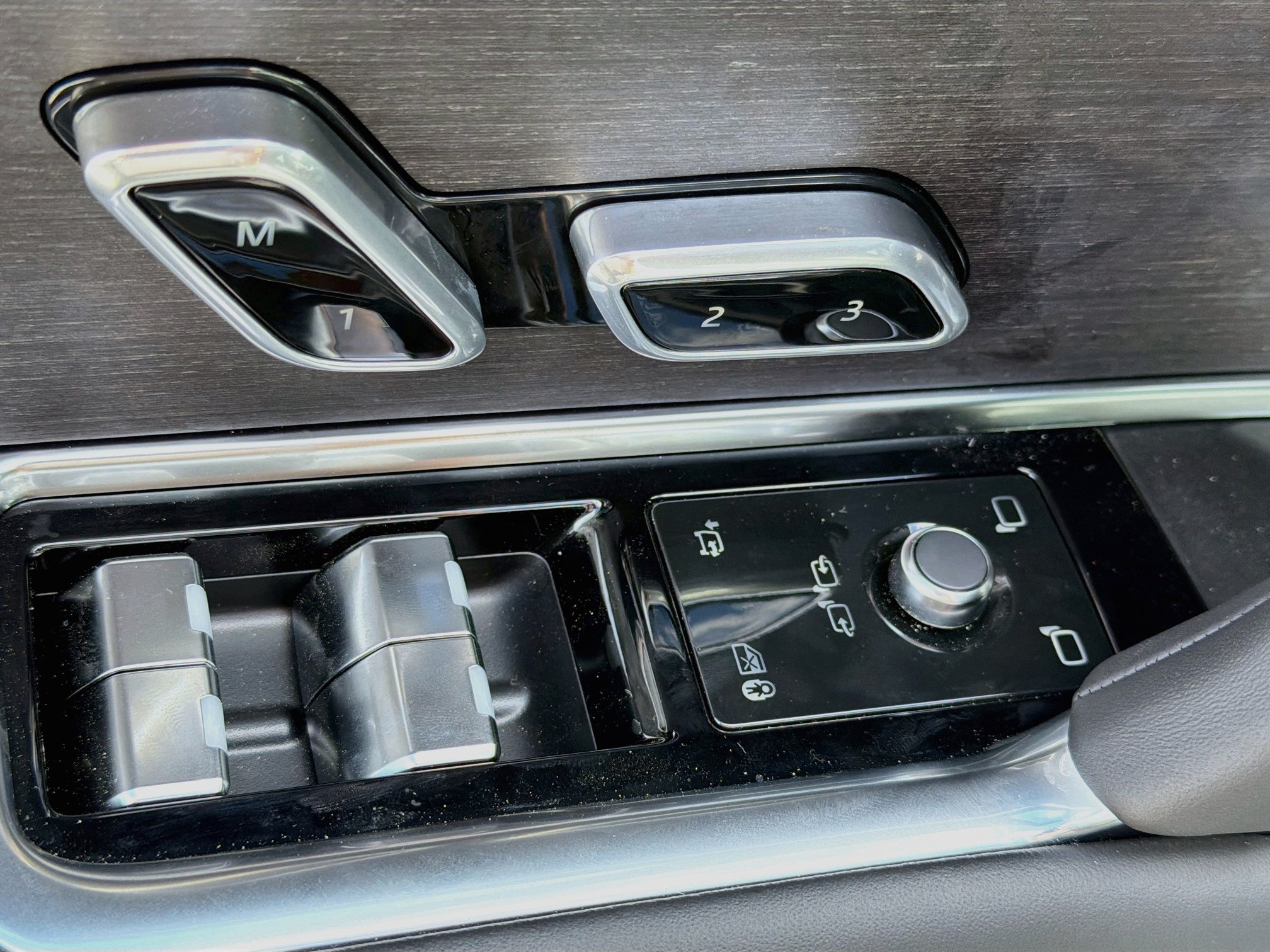 New 2026 Land Rover Range Rover SE AWD/4WD image 24