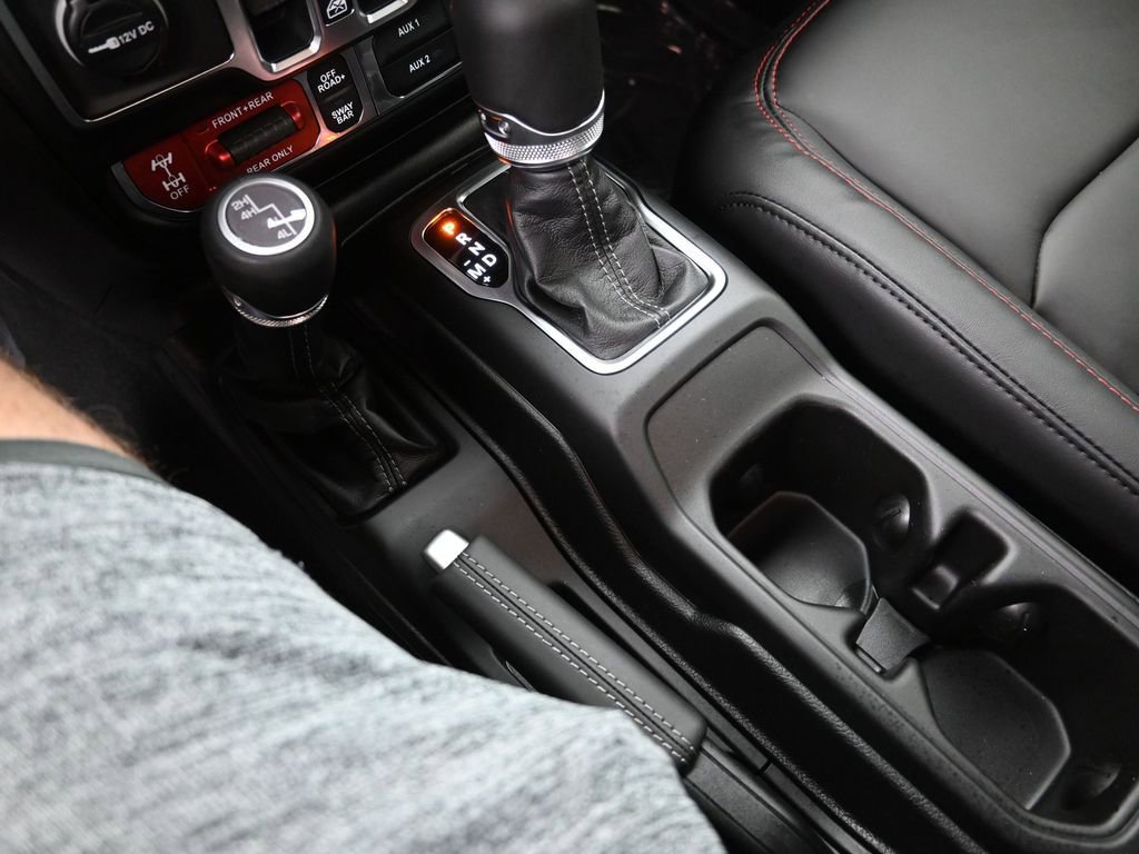 New 2026 Jeep Wrangler Unlimited Rubicon w/ Technology Group image 20