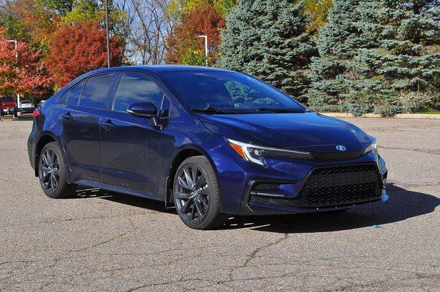Certified 2025 Toyota Corolla SE image 1