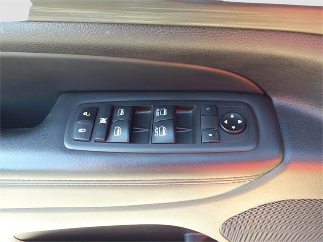 Used 2021 Jeep Grand Cherokee Laredo X image 26