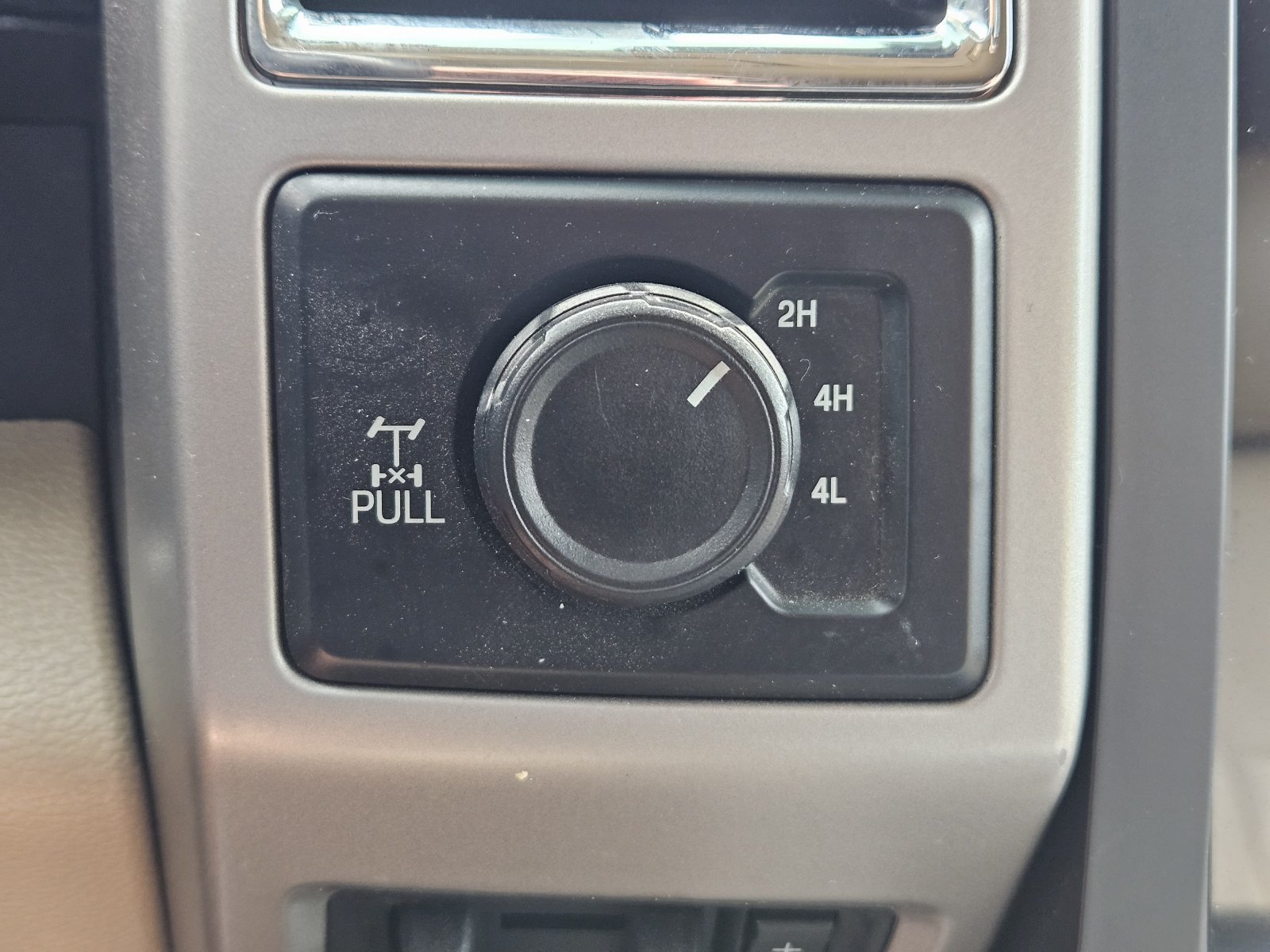 Used 2018 Ford F250 Lariat w/ Lariat Ultimate Package AWD/4WD image 26