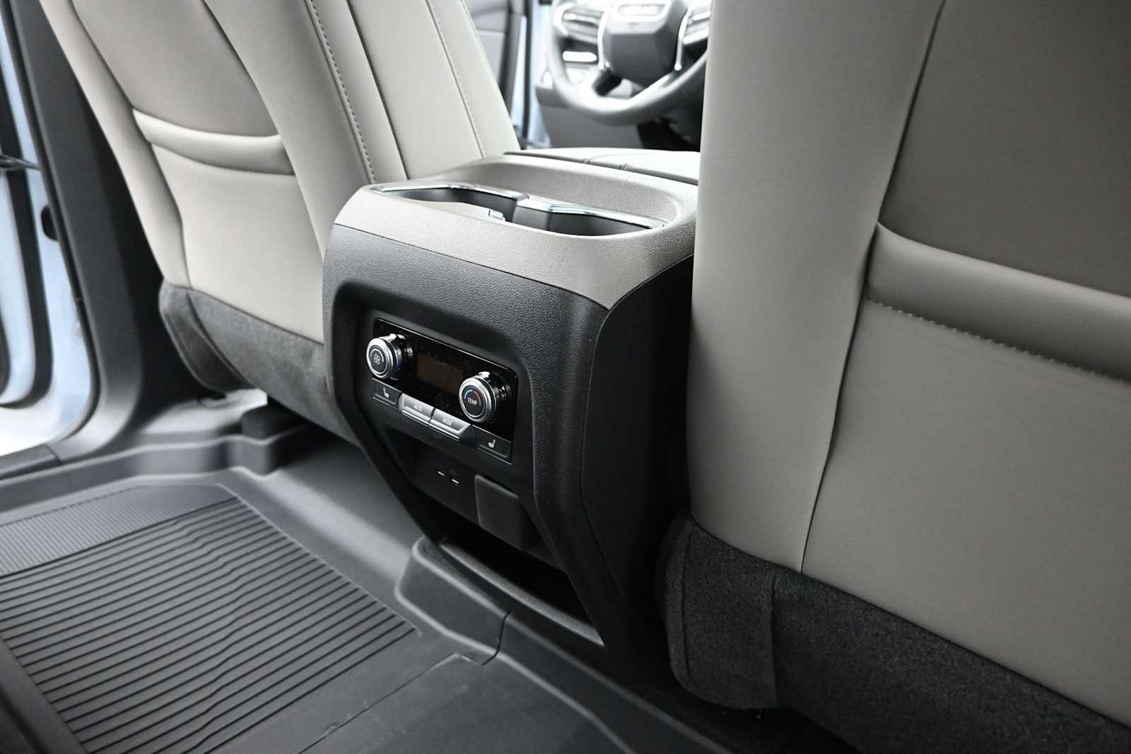 New 2026 GMC Acadia Elevation w/ Elevation Premium Package AWD/4WD image 24