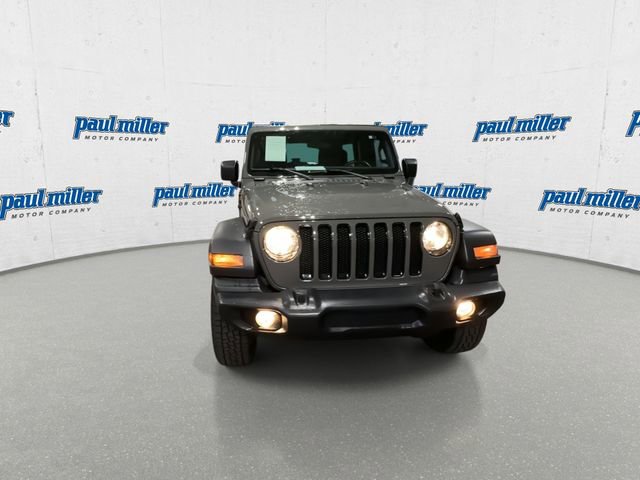 Used 2020 Jeep Wrangler Unlimited Sport image 3