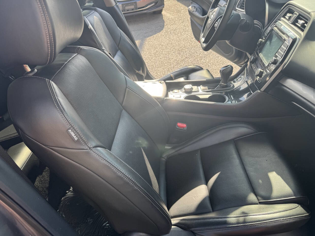 Used 2018 Nissan Maxima 3.5 SL image 25