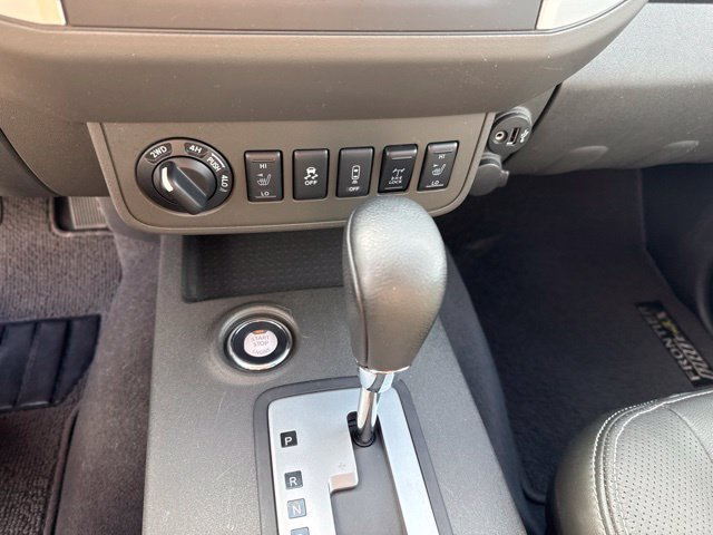 Used 2020 Nissan Frontier PRO-4X w/ Pro-4x Utility Package AWD/4WD image 24
