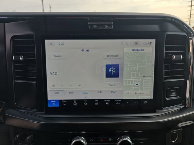 New 2026 Ford F250 Lariat w/ Black Appearance Package image 16