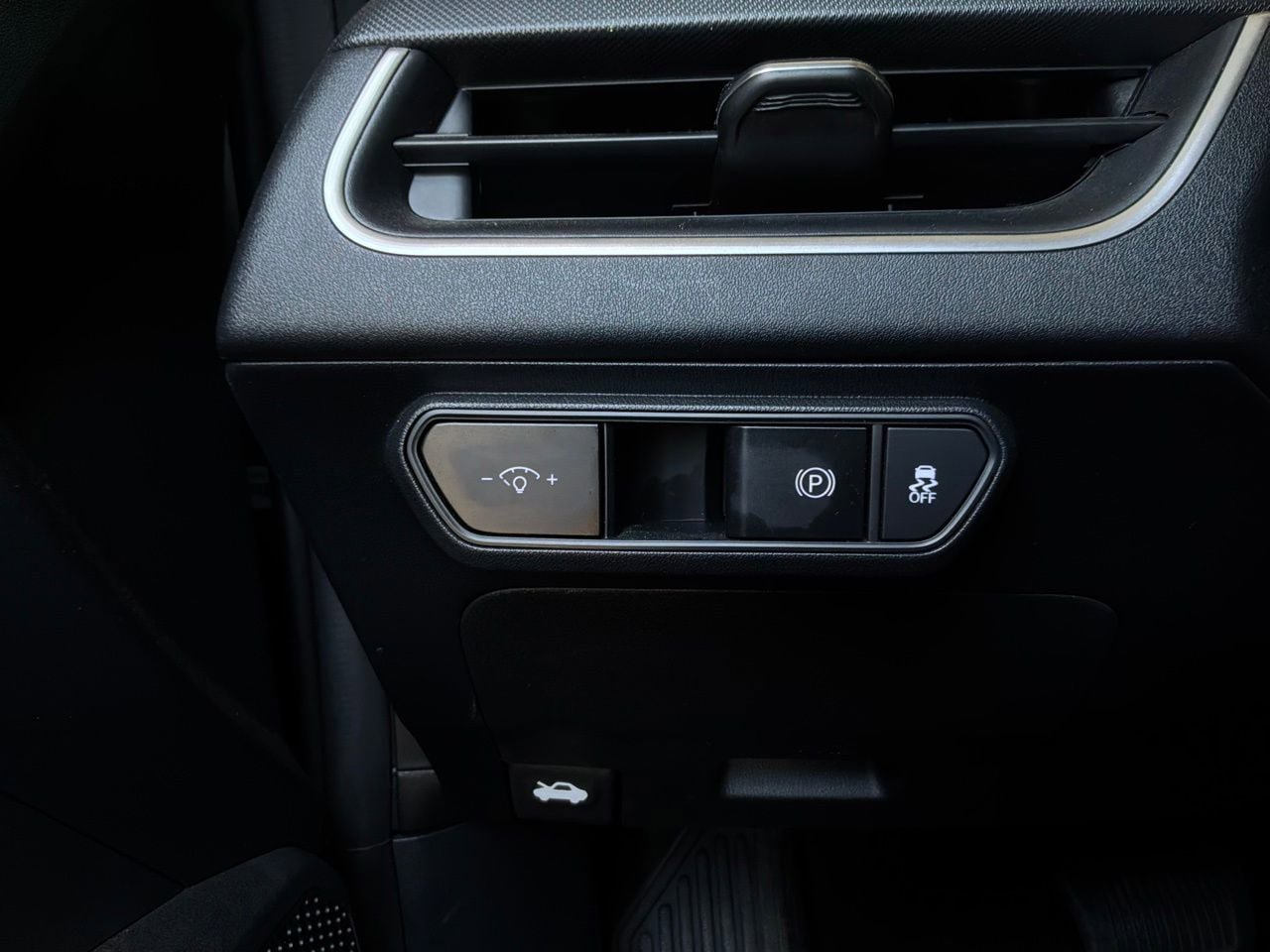 Used 2025 Kia K4 FWD image 21