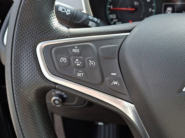 Used 2023 Chevrolet Equinox LS w/ Midnight Edition AWD/4WD image 32