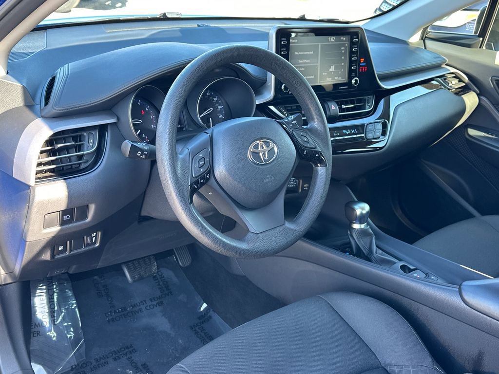 Used 2020 Toyota C-HR LE image 17